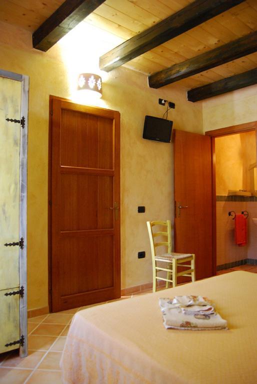 Bed and Breakfast Bbsupottai Cabras Habitación foto